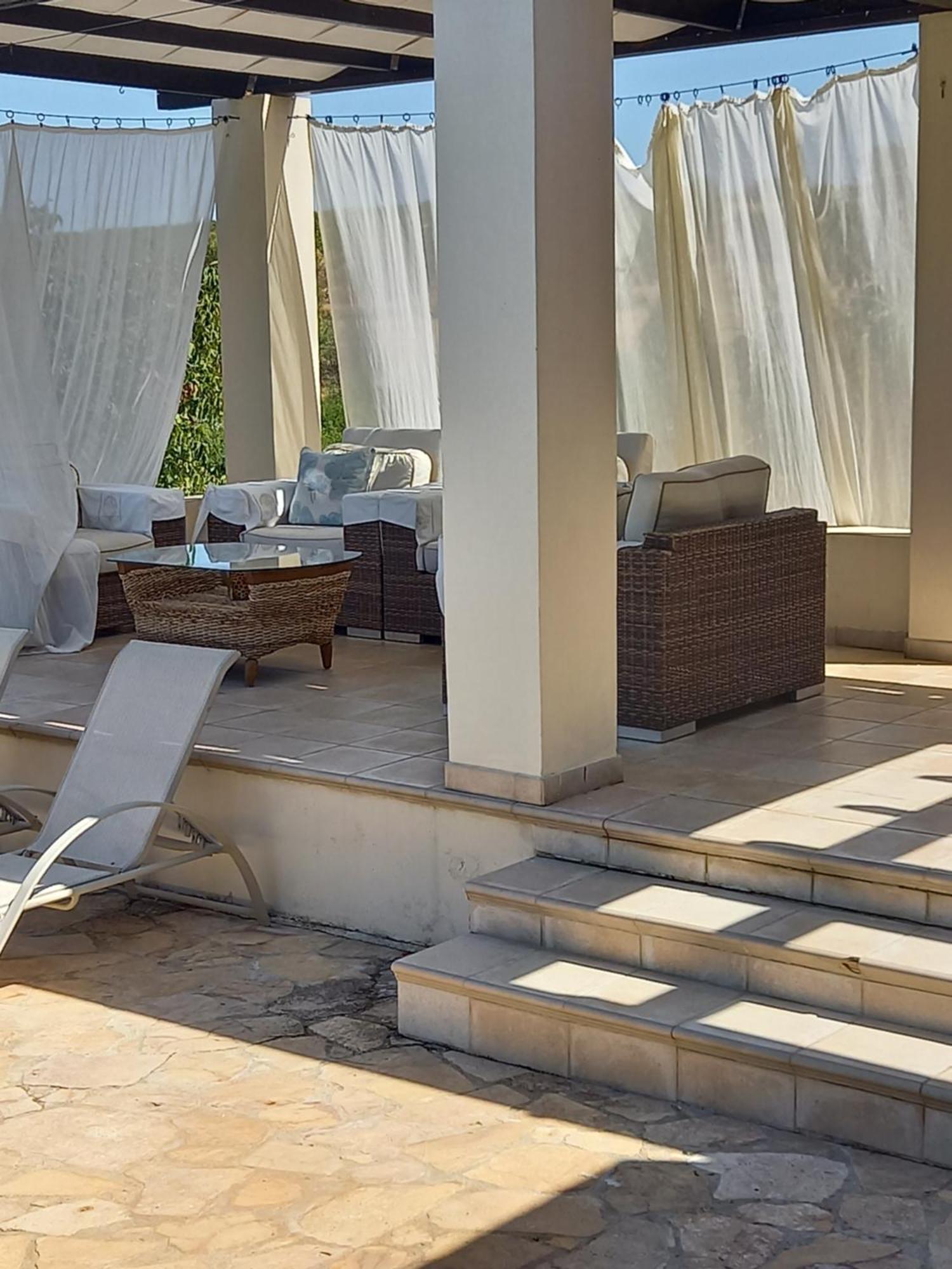 Villa Koumneni Pano Akourdalia Bagian luar foto